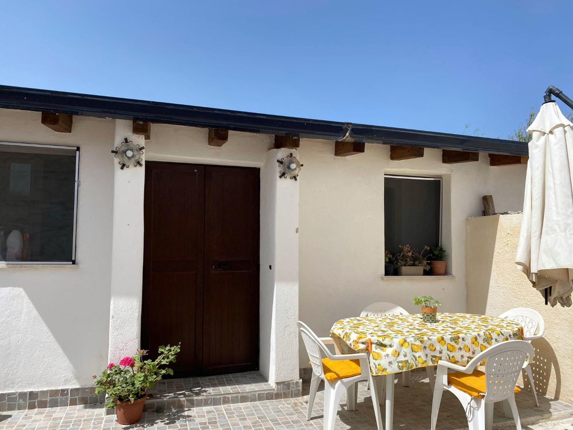 La Casina Di Gio Vila Carini Exterior foto
